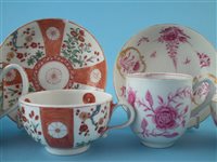 Lot 140 - Two Worcester cups and saucers, coffee cup and a tea bowl and saucer with similar coffee coffee cup.