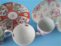 Lot 140 - Two Worcester cups and saucers, coffee cup and a tea bowl and saucer with similar coffee coffee cup.
