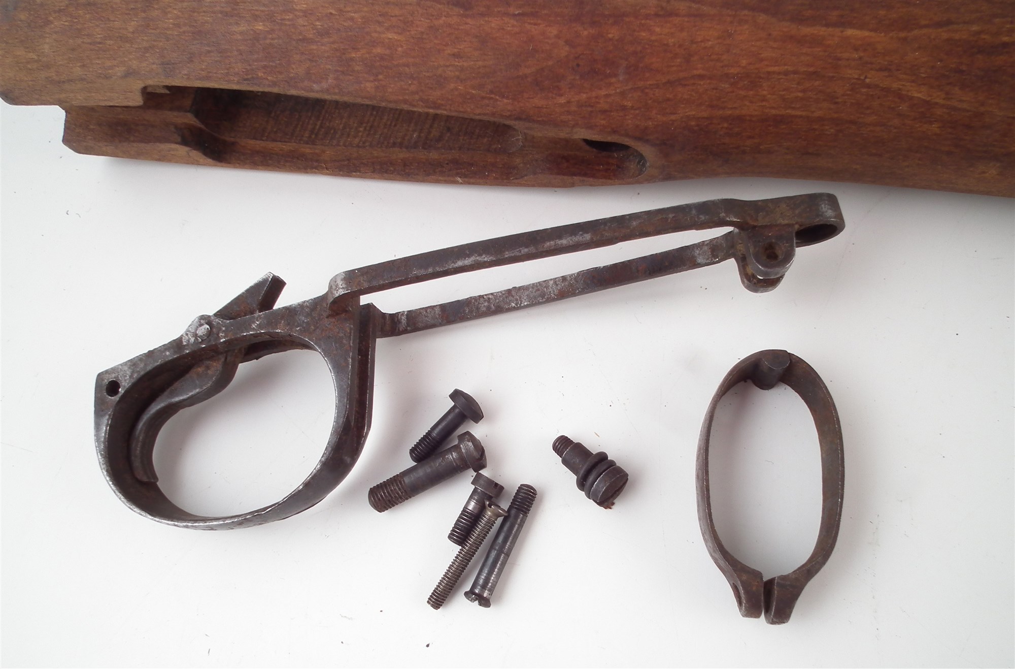 Lot 33 Lee Enfield Rifle Parts lot-33-lee-enfield-rifle-parts