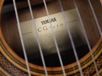 Lot 160 - Yamaha CG110 classical guitar with soft case